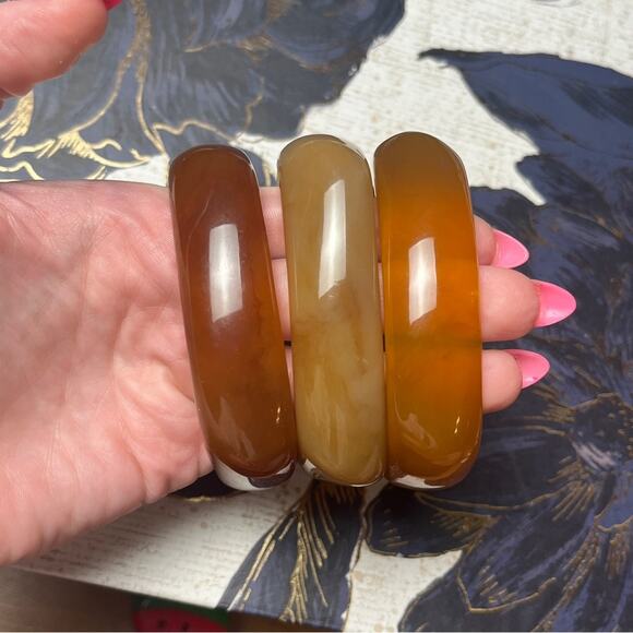 Vintage Chunky Acrylic Bangle Set in Butterscotch Amber and Coffee with Cream D3 - Picture 4 of 11